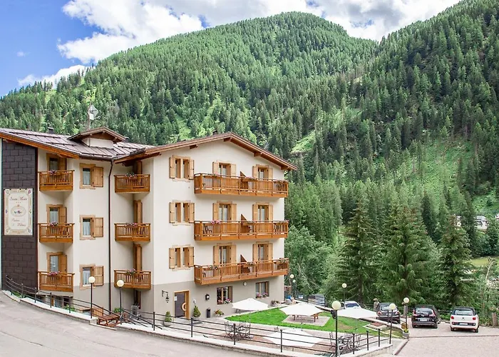 Residence Hotel Santa Maria Piscina E Wellness