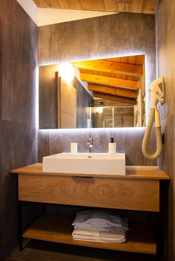 Santa Maria Piscina E Wellness Apartment