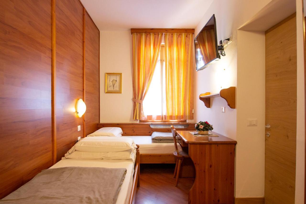 Apartment Santa Maria Piscina E Wellness Peio Fonti