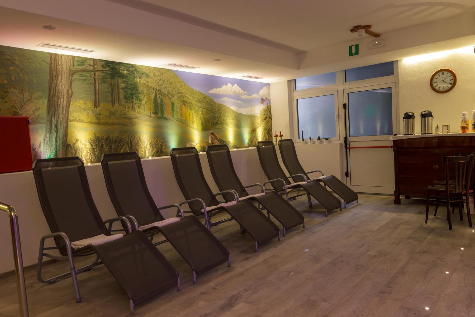 Apartment Santa Maria Piscina E Wellness